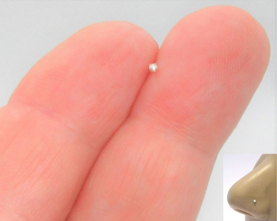 Small single diamond nose cheap pin