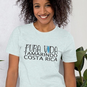 Pura Vida、タマリンド、コスタリカ グラフィック ユニセックス T シャツ