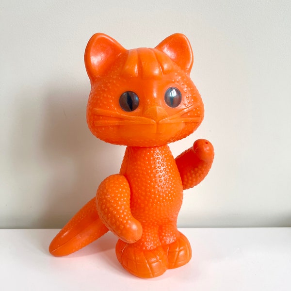 Vintage soviétique orange Kitty Stim Toy Doll - Chat articulé en plastique, chat rétro, Penza Toy Factory URSS - Captiver les collectionneurs et les enfants