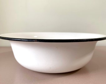 New French Country Farmhouse Retro Vintage WHITE ENAMEL SOUP BOWL Black Trim New French Country Farmhouse Retro Vintage WHITE ENAMEL SOUP BOWL Black Trim