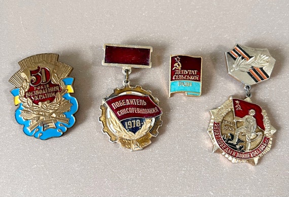 Communist Badges Set of 4 Enamel Alloy Lapel Pins… - image 1