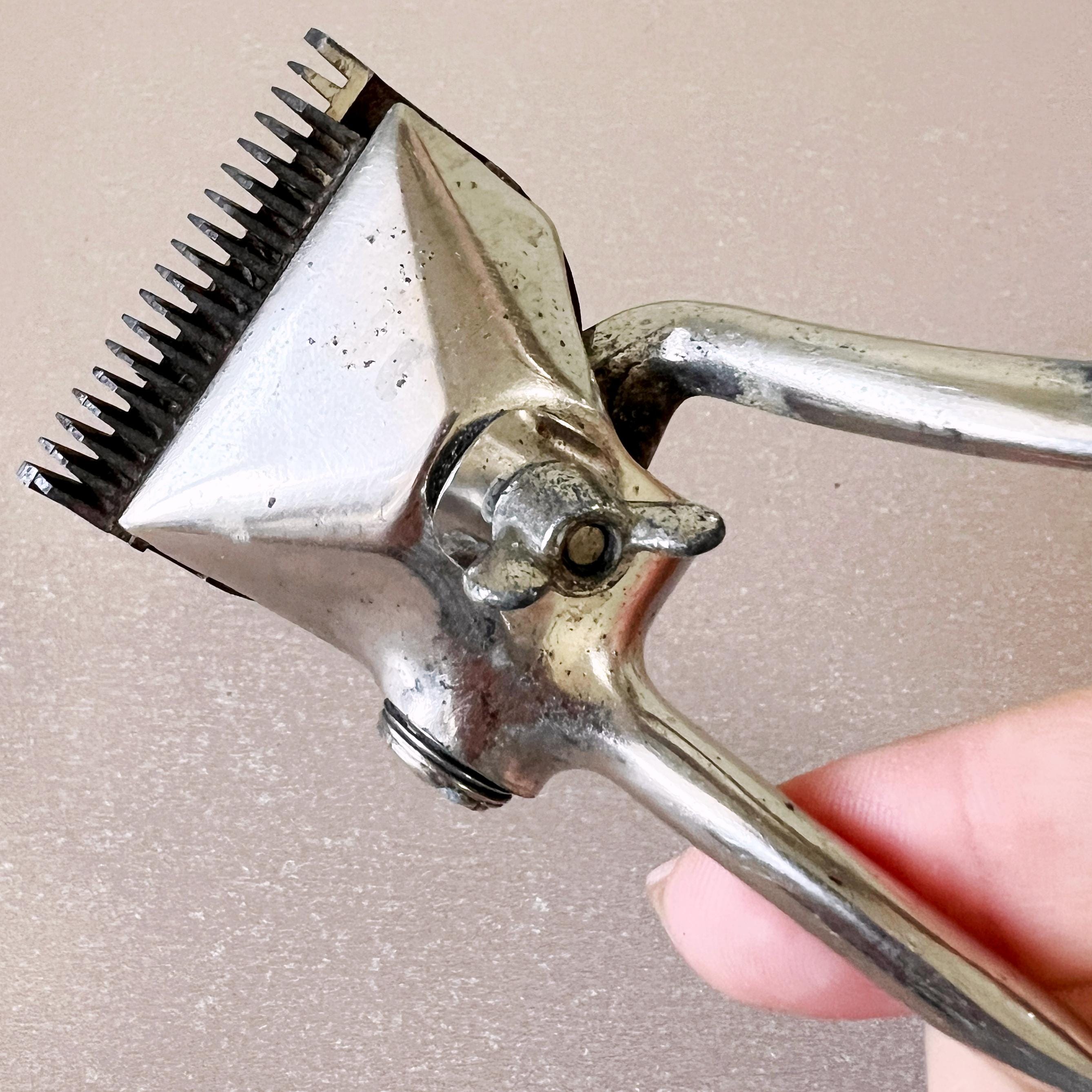 Vintage Manual Hair Clipper Soviet USSR Gorky Barber Tool Antique