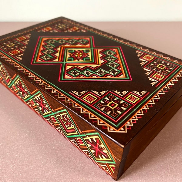 Colorful Uzbekistan Vintage Central Asian Soviet Trinket Jewelry Stash Box USSR Decorative Box Gift for Her, Housewarming Box, Keepsake