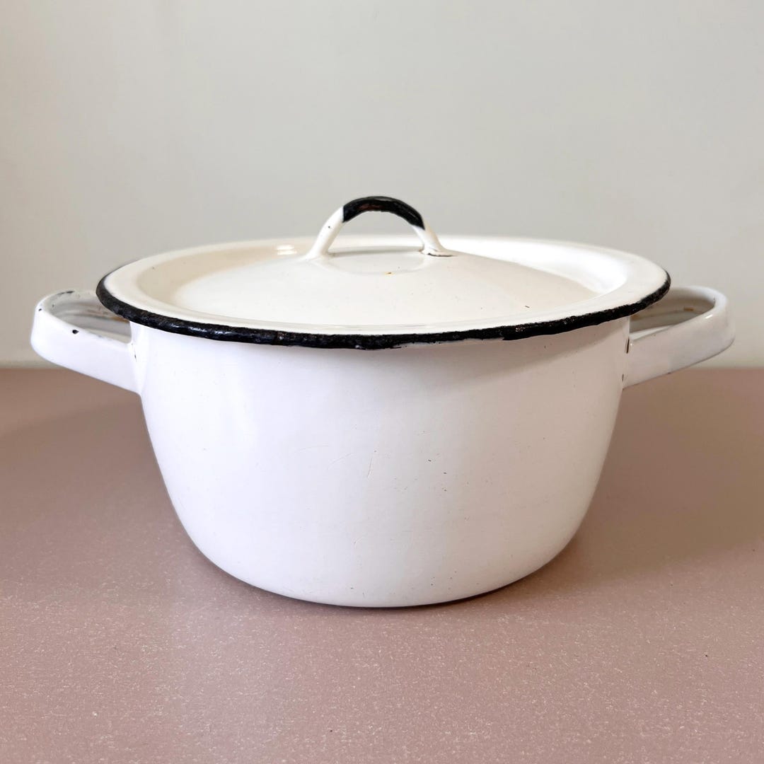 Large 1.5L Enamel Cooking Pot French Style Retro Soviet USSR Saucepan ...