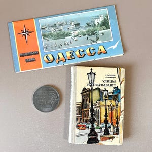 Odessa Sowjetunion Souvenir Set 1979 Straßen Tell Buch, 1986 Touristenkarte & Puschkin Tafel Medaille