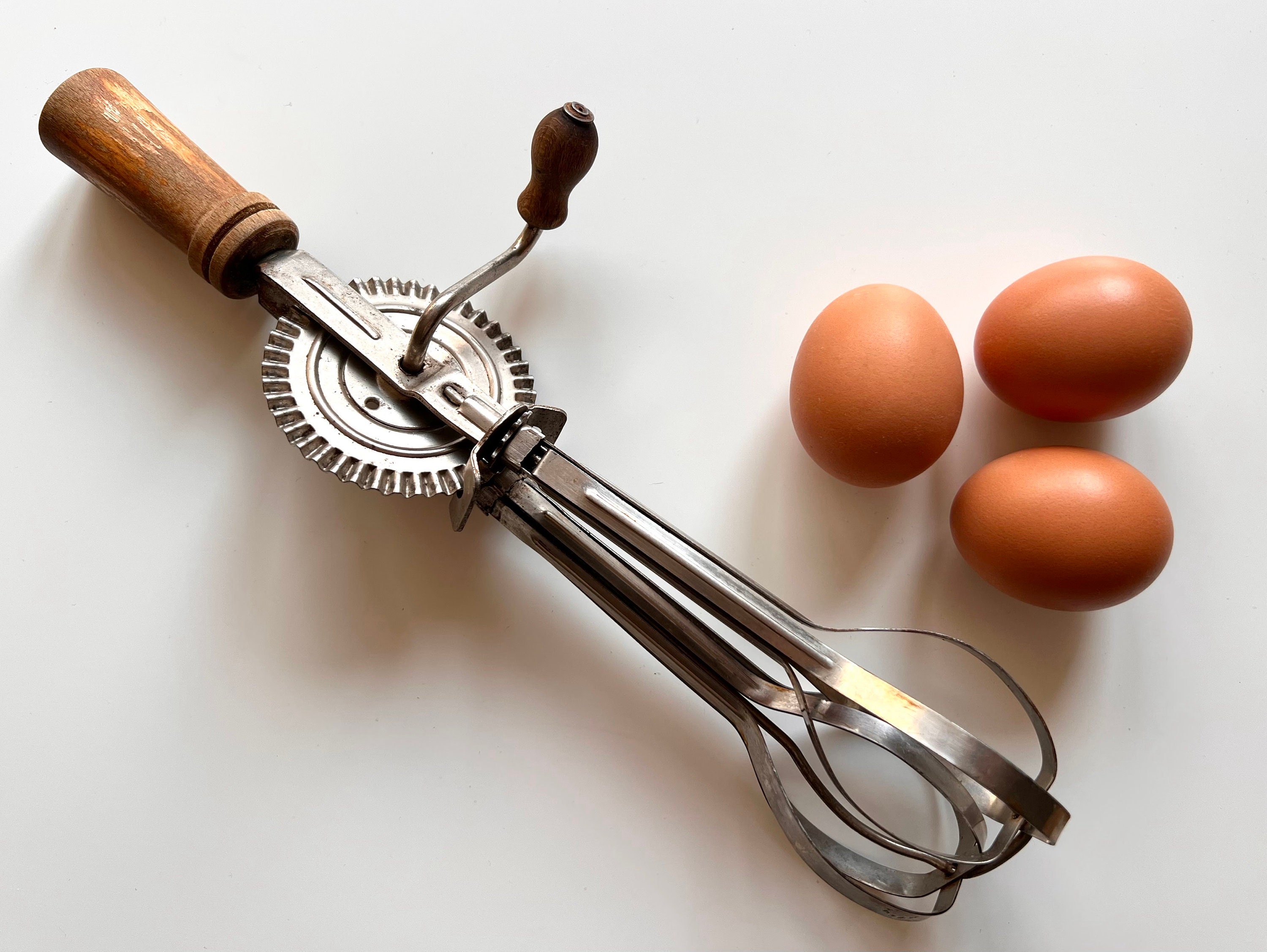 Batidora batidora de huevos, batidor manual giratorio de acero inoxidable,  batidor de huevos, batidora, herramientas de cocina (naranja)
