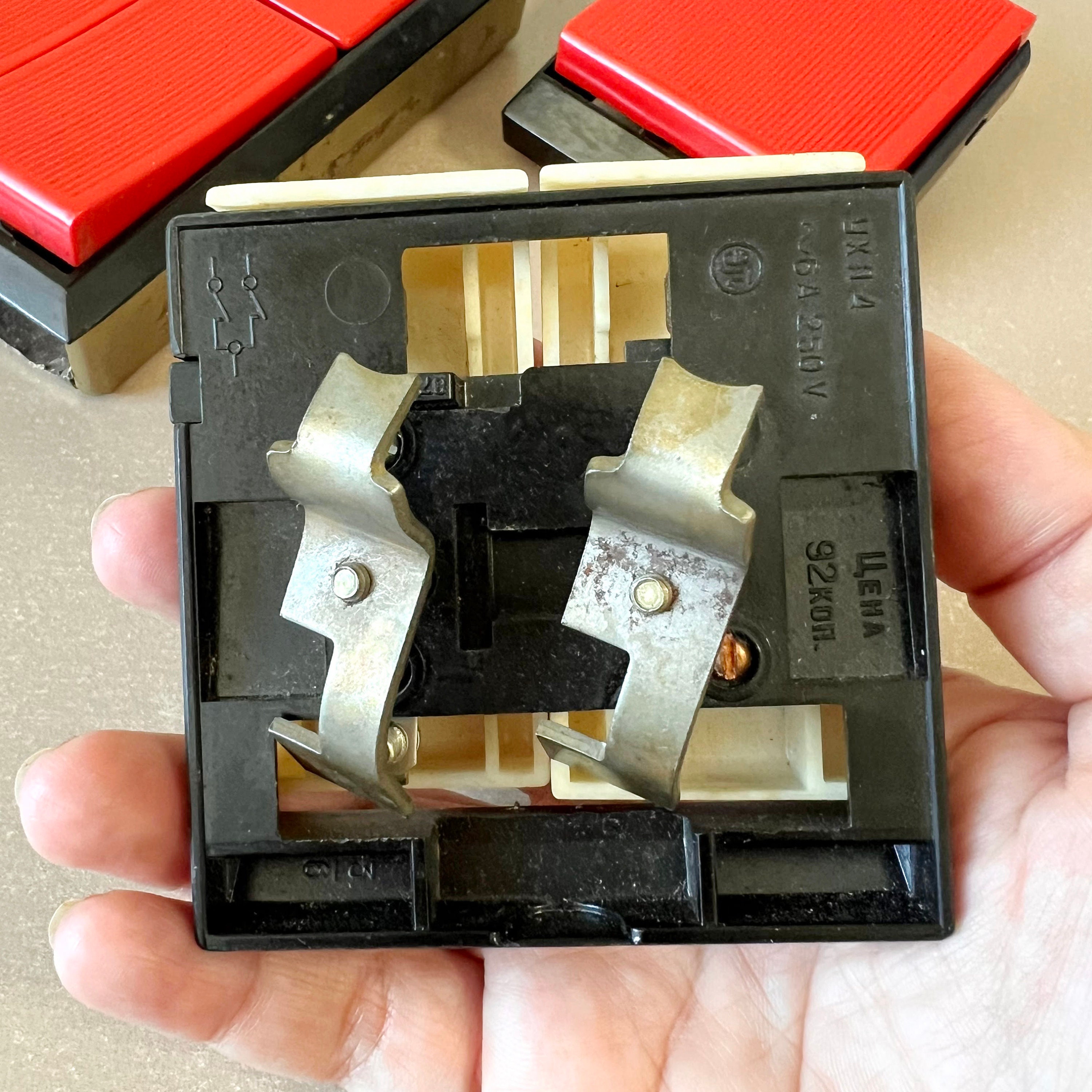 ソビエトvintage   3個セッ ヴィンテージ ソビエト電気スイッチとソケット 3 個セット