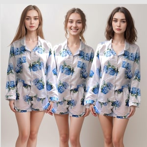 Hydrangea Pajama Set, Long Sleeve Floral Pajamas, Blue Hydrangea Bridesmaid Pjs, Unique Bridesmaid Pyjamas, Wedding Party Pjs
