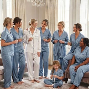 Long Pant Short Sleeve Set - Bridesmaid Pajamas - Versatile Bridal Party Gift in Breathable Satin - Bridesmaid Gifts - Burgundy Pjs