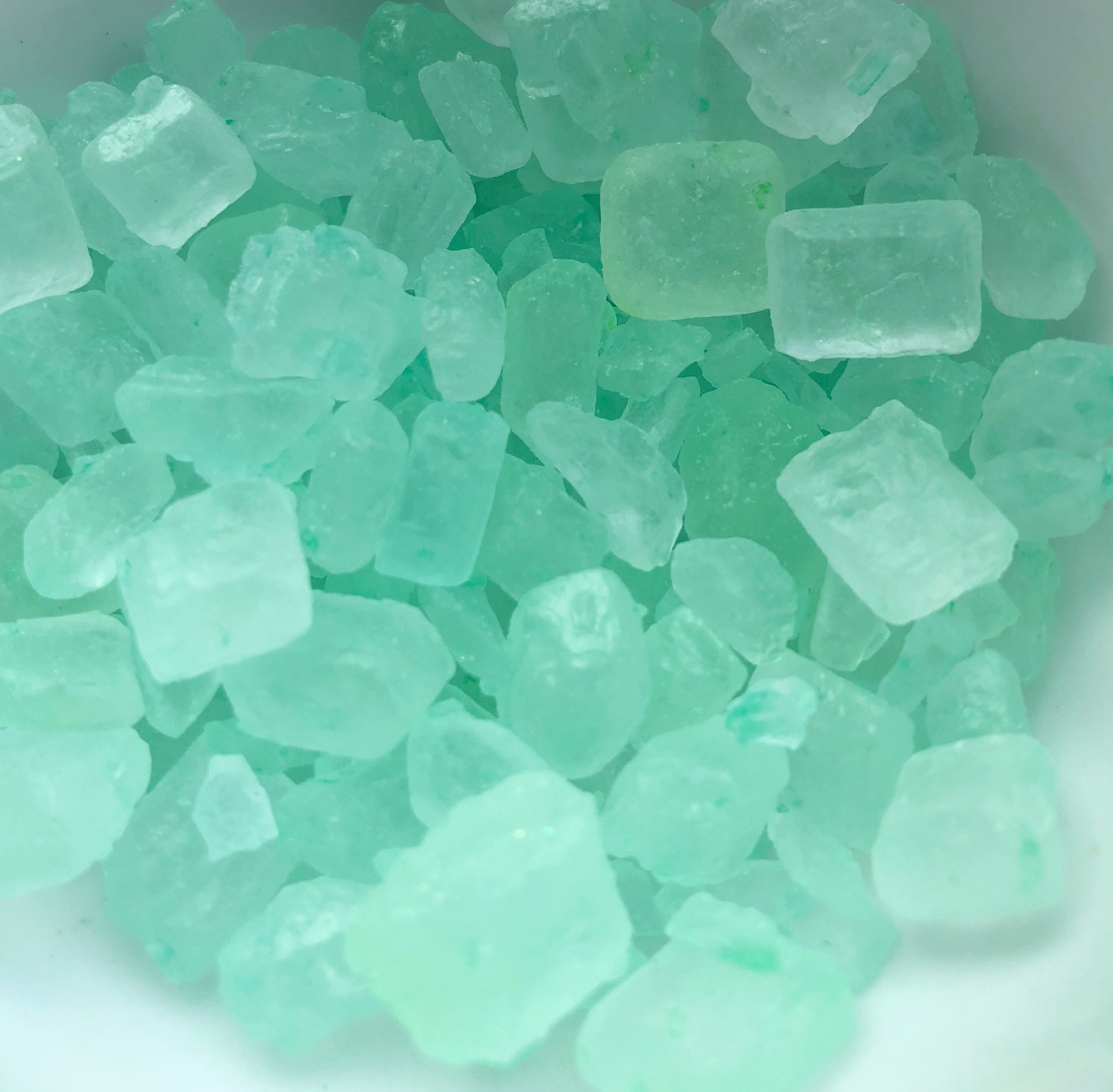 Beautiful Assorted Colour Edible Geodes Rock Candy Sugar Rocks for ...