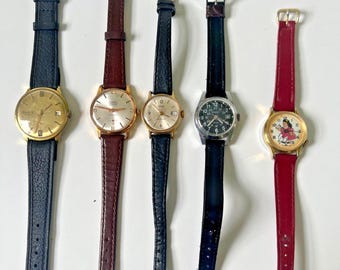 A Job Lot Von mechanischen Armbanduhren Accurist, Camy,Sekonda usw für Spares