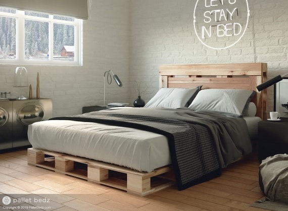 children's pallet bed