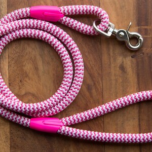 Rosa-weiße Hundeleine für kleine und große Hunde/Chevron-Hundeleine/Hundeleine/Hundeleine/Leine