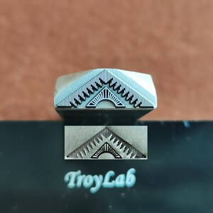 Punções de aço triangulares inspiradas em íris/flecha/índio para joias, ferramentas de estampagem em couro, pulseiras e artesanato DIY, ideal para confecção de bijuterias e presentes.