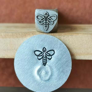 Bee Insect Animal Stamp Totem Oriental Steel Punches Jewelry Metal, Leather Stamping Tools Bracelet DIY Craft Tool, Jewelry Making For Gift