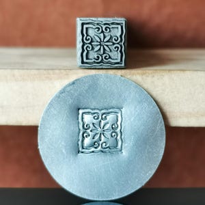 Lucky CROSS Oriental Texture Flower Stamp Steel Punch Jewelry Metal Leather Stamping Tools Bracelet DIY Craft Tool,  Jewelry Making For Gift
