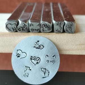 Mooie Kat/Hart Cartoon Stalen Ponsen Sieraden Metaal, leer Stempelen Gereedschap Armband DIY Craft Tool, sieraden maken voor cadeau!