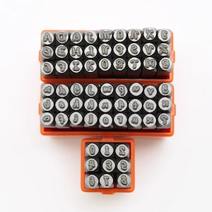 3 mm Letras inglesas caracteres do alfabeto números Conjuntos de punções Jóias Metal, Couro Ferramentas de estampagem Pulseira DIY Ferramenta de artesanato, Fabricação de joias