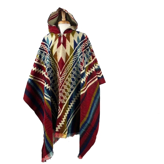 kool Voorschrijven domineren Buy Hooded Poncho Coat Stylish Alpaca Shawl Soft Winter Online in India -  Etsy