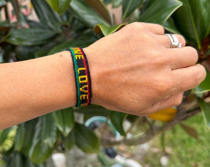 ONE LOVE Bracelet, Reggae Rastafari Boho Bracelet, Jamaican Rasta Adjustable Friendship Bracelet, Woven Bracelet for Men or Women