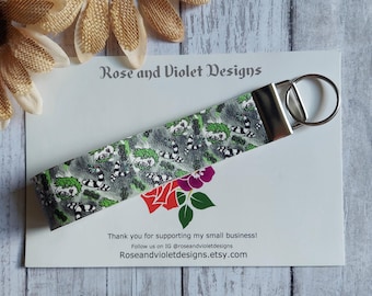 Beetlejuice Inspired Keychain Wristlet, Tim Burton Bracelet Keyfob, Sandworm Key Holder, Halloween,Party Favors, Mother's Day