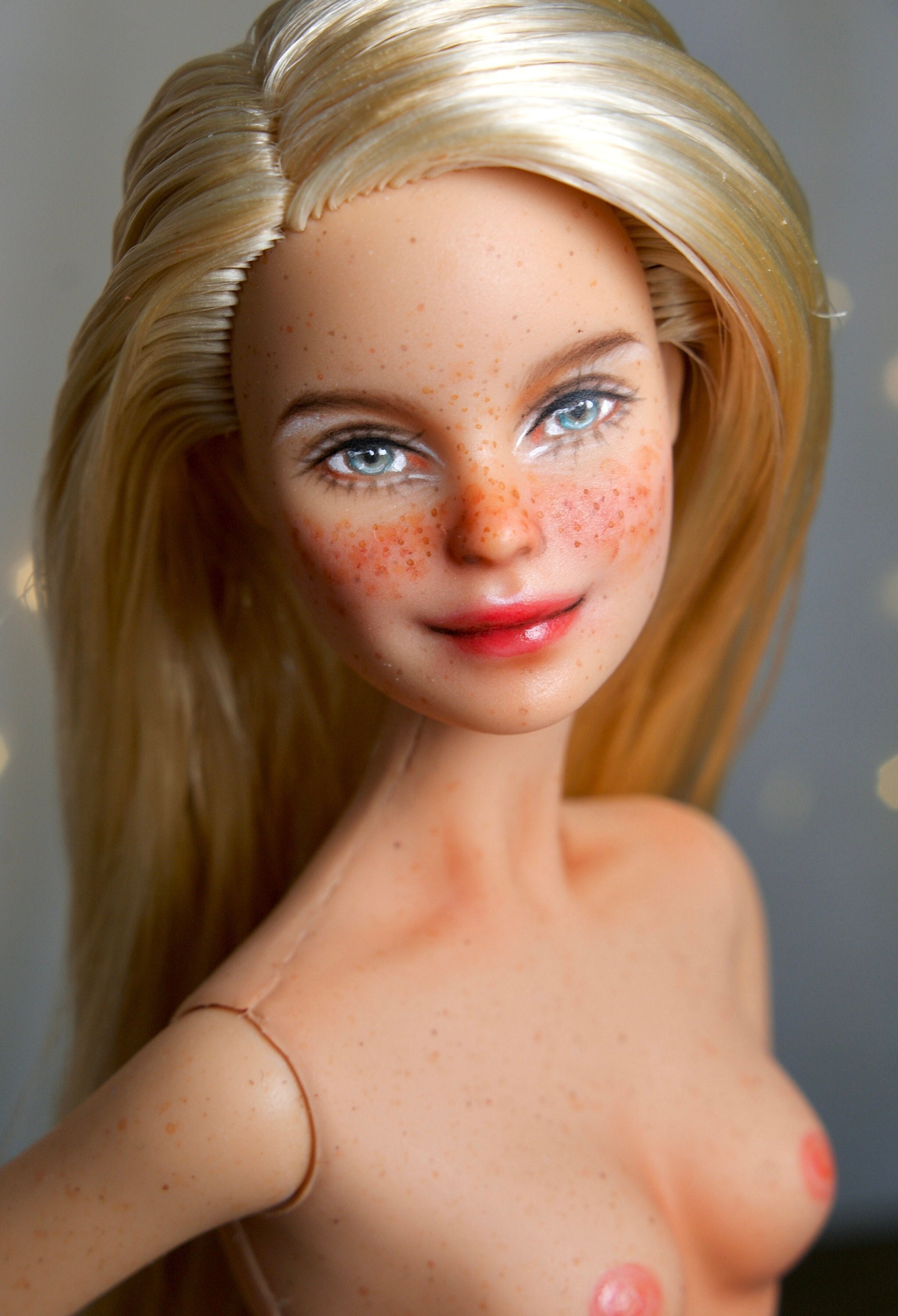 Barbie Extra Minis, 5.5 , Doll, 2 , Brunette, Asian, Hispanic