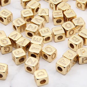 6x6MM/9x9MM cobre alfabeto letras perlas, 26 letras palabras cuentas, nombre cuadrado alfabeto cuentas, para la joyería de hacer cuentas, para pulsera hecho cuentas