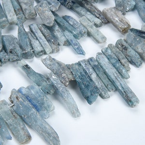 15.9 inch Natural Raw blue apatite high quality crystal beads Wholesale Mix Size Top Drilled crystal 20~33x5~10mm