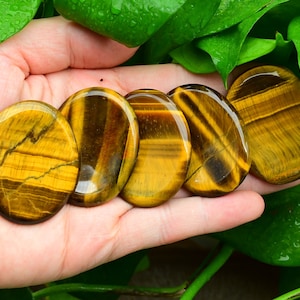 Natural Tiger Eyes Stone Worry Stone,Healing Worry Stone,Chakra Worry Stone,Size 35x45MM