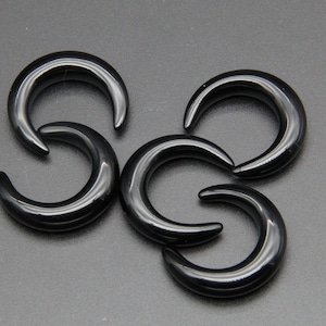 30MM Black Onyx Crescent Moon Pendants,For DIY Making Pendants,Genstone Pendants,No Hole Moon Pendants,For Jewelry Making Pendants.