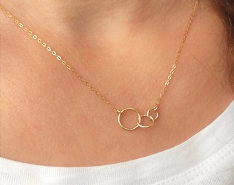 TRIO Mother Daughter Granddaughter Necklace, Interlocking Circles, Three Best Friends Necklace, Three Generations Necklace, Gold,Silver,Rose