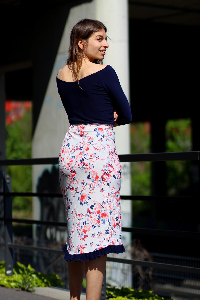 Skirt Maia ecru meadow/&navy blue