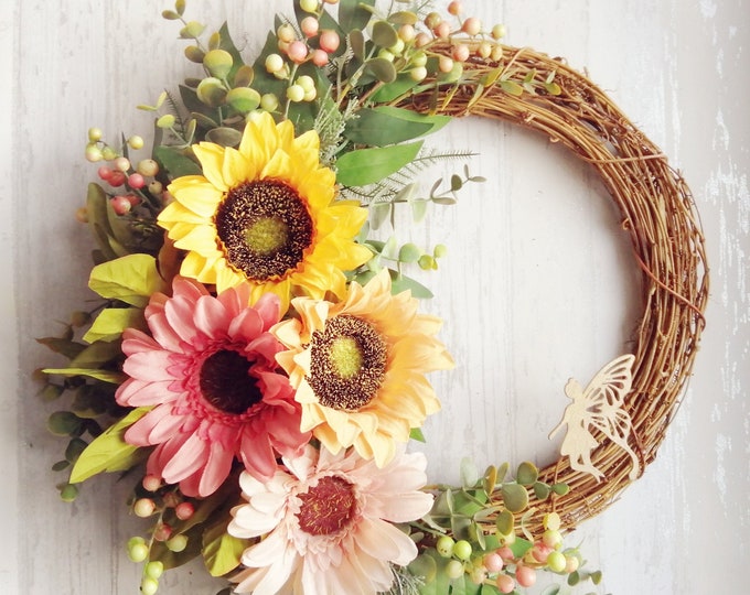 Handmade Wreath, Spring Wreath, Wall Art, Wall Decor, Handmade Home Furniture, Spring Decor, Summer Decor