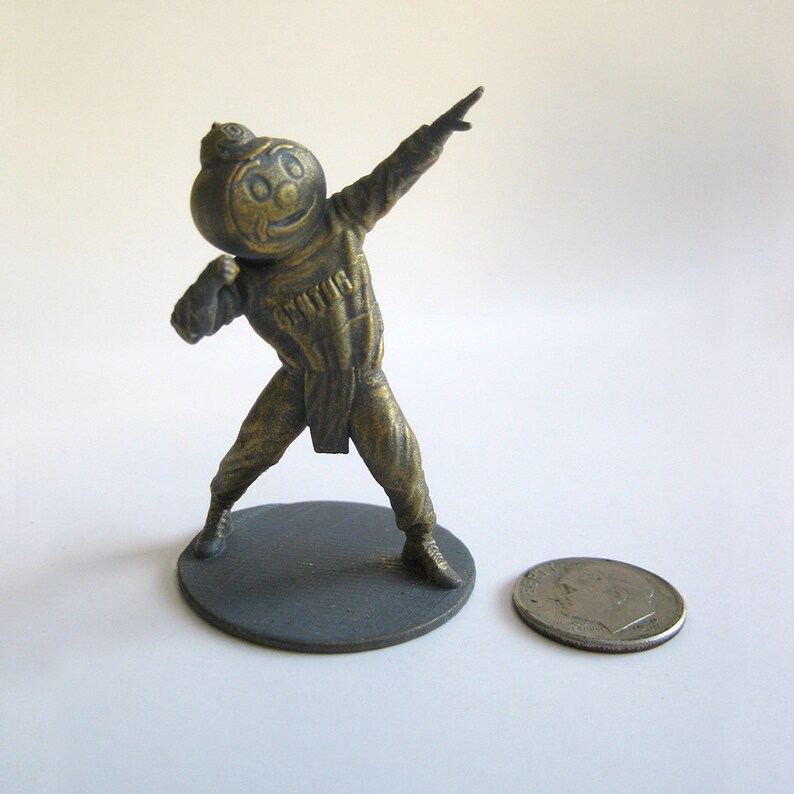 32 mm Scale OSU Brutus Buckeye miniature for tabletop RPG D/&D, DnD, Dungeons and Dragons, Pathfinder, Frostgrave