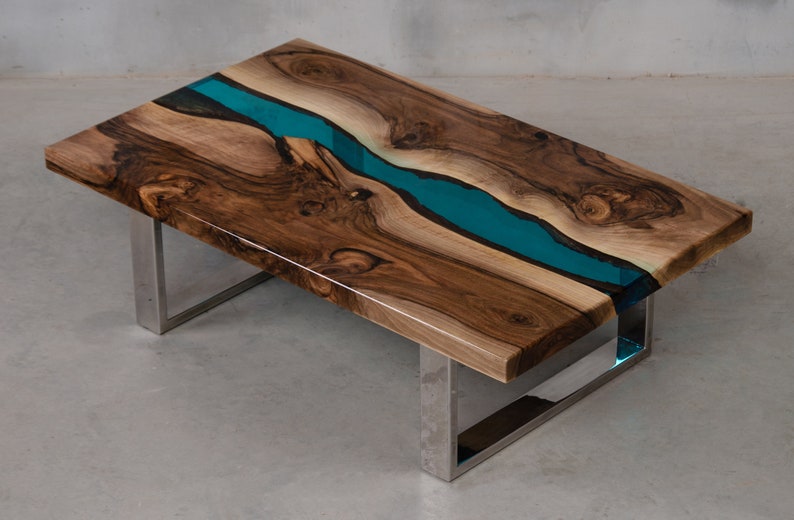 Personalised resin table, epoxy table made of european walnut, l