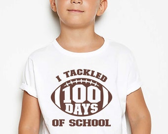 I Tackled 100 Days of School, Fußball 100 Day of School Shirt, Tackled 100 Days Shirt, 100th Day of School Shirt, Jungen 100. Schultag