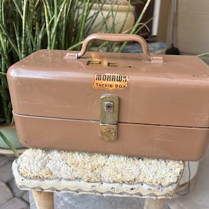 Metal Tackle Box - Etsy