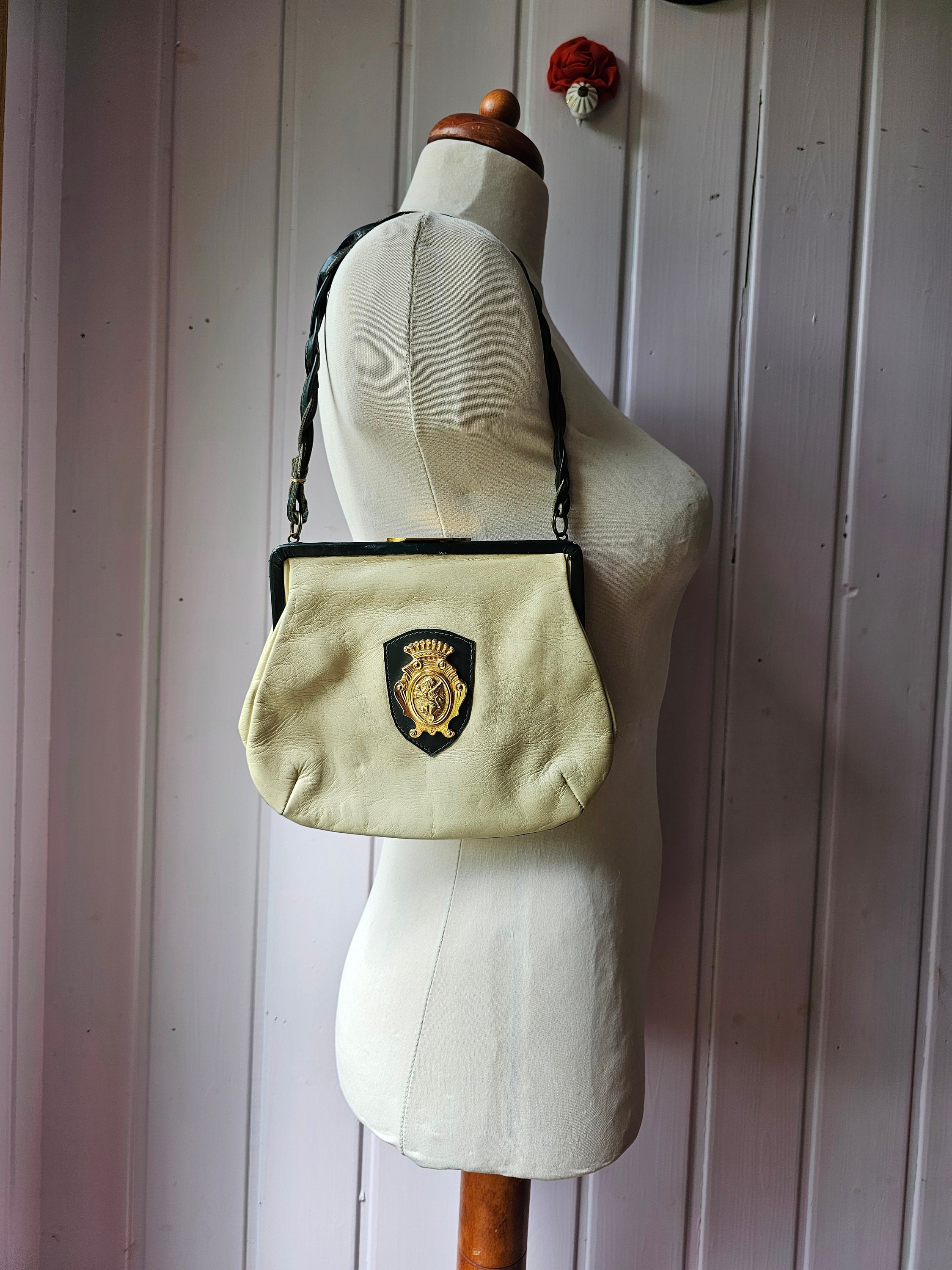 バッグ LOEWE Vintage One-Shoulder Handbag Beige il_fullxfull.6112906146_8u2f.jpg