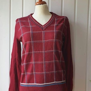 Old school vintage style sweater unisex wine red, check, v neck size 50 Derby