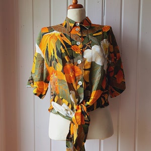 Light short-sleeved summer blouse, size 42/44, Tru image 4