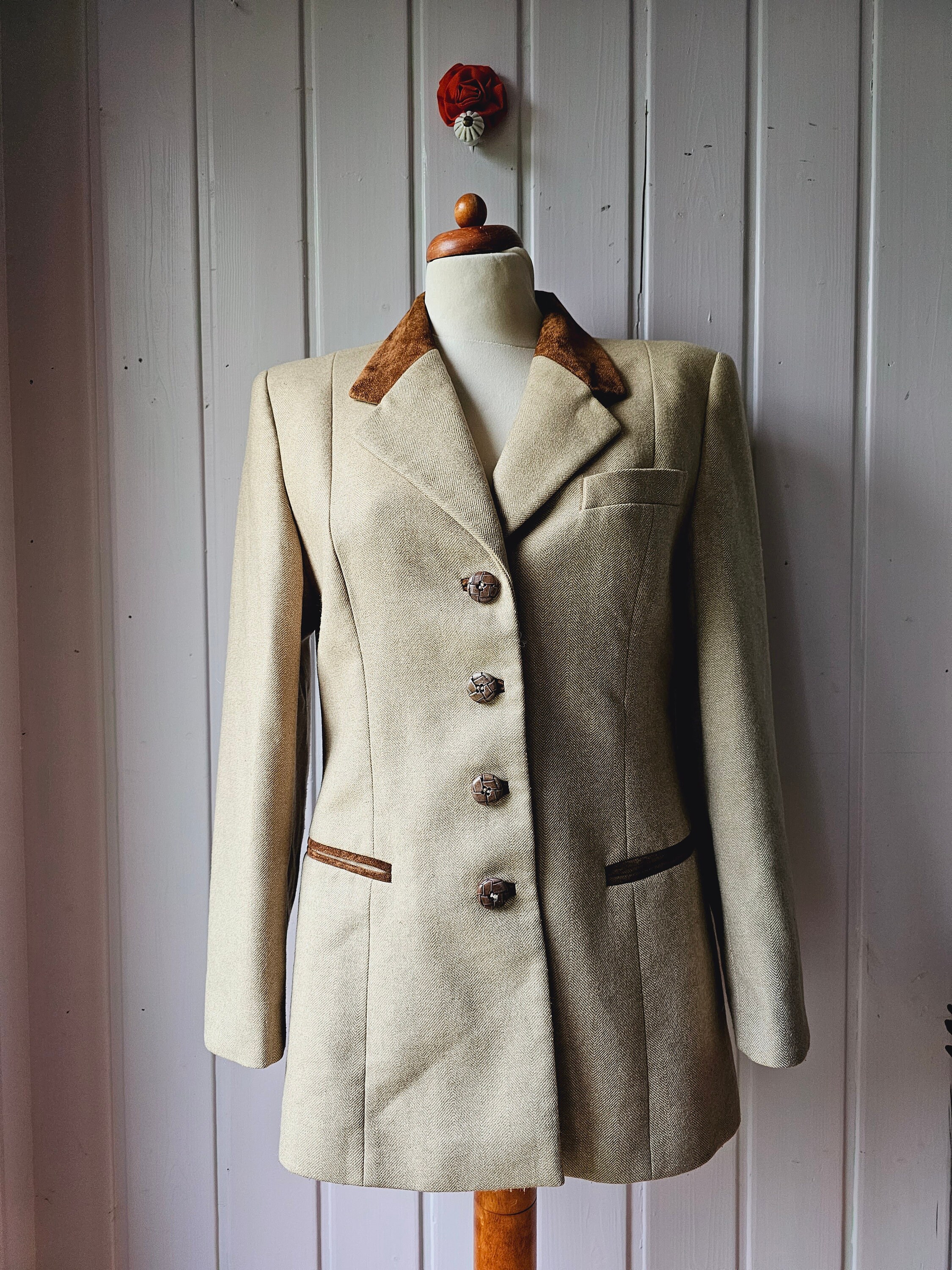 Ladies outlet wool blazer