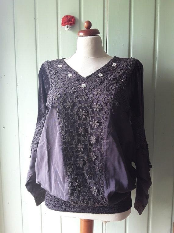 Romantic Italian purple silk blouse with lace