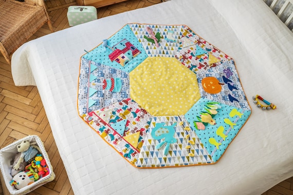 round activity mat
