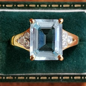 Vintage 9ct Solid Gold Aquamarine and 0.06ct Diamond Ring, Fully English Hallmarked Aquamarine Ring, Aquamarine Cluster Ring, UK M, US 6.25