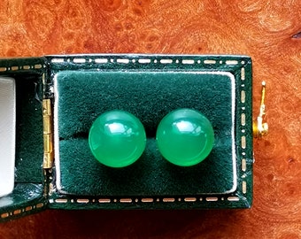 Vintage Sterling Silver Jade Stud Earrings, 8mm Green Jade Stud Earrings, S925 Hallmarked Silver Earring, Excellent Condition, Free Shipping