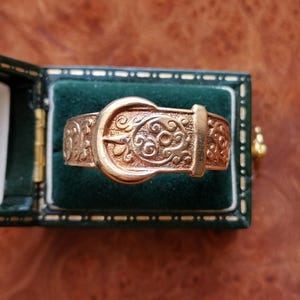 Vintage 9ct Solid Gold Buckle Ring, 1973 Birmingham Hallmarked, Fully Hallmarked 9k Yellow Gold 375 British Vintage Gold Ring, UK T, US 9.5