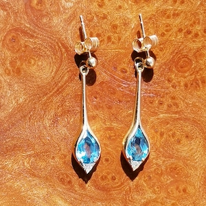 Vintage 9 Karat Gold Topas und Diamant Ohrringe, Blautopas Ohrringe, vollständig gekennzeichnete britische handgemachte Vintage Ohrringe, Tropfenohrringe