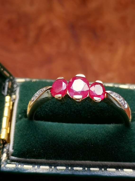 Vintage 9ct Solid Gold Ruby & Diamond Half Eterni… - image 3