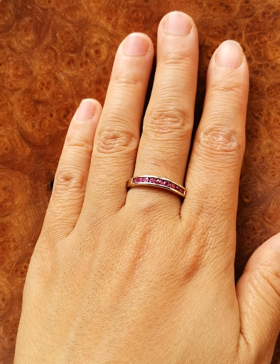 Vintage 9ct Solid Gold Ruby Half Eternity Ring, F… - image 3