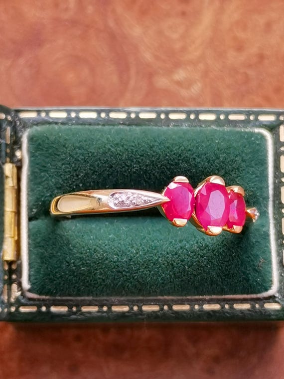 Vintage 9ct Solid Gold Ruby & Diamond Half Eterni… - image 4